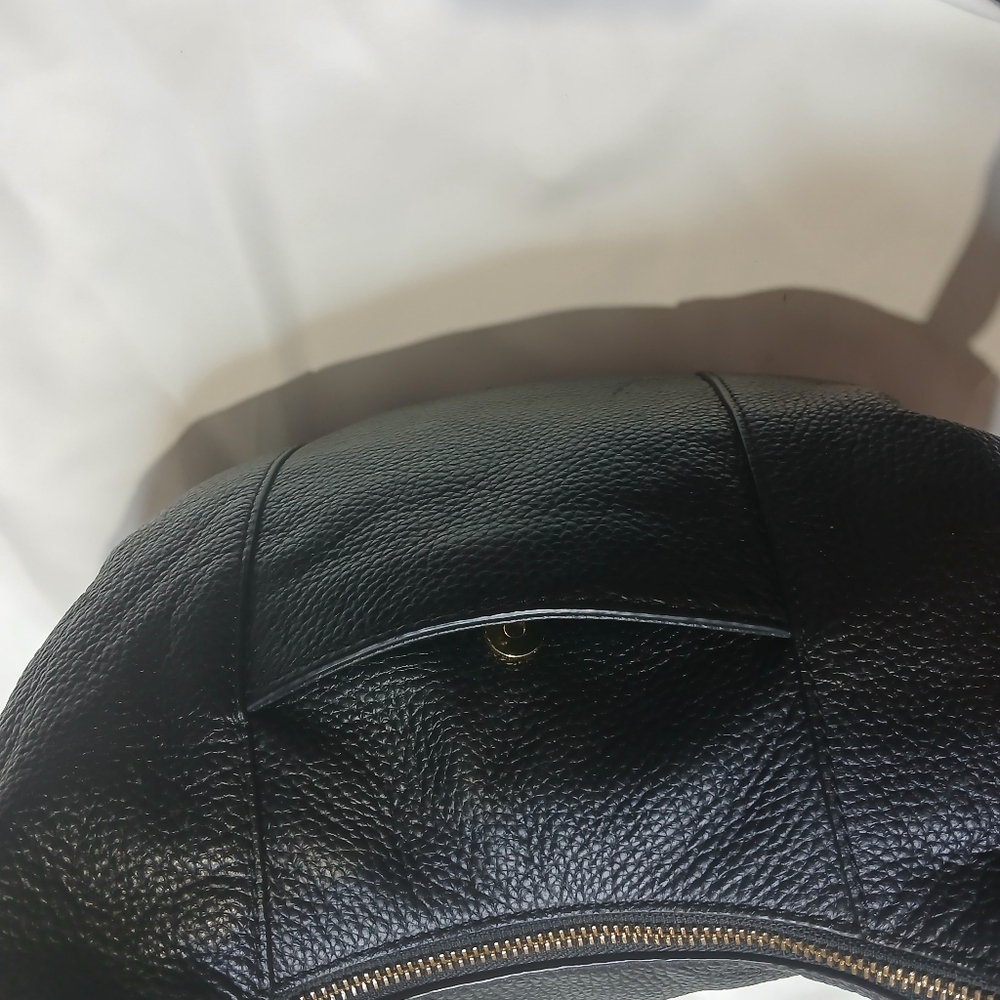 Michael Kors Black Leather Hobo Bag with Slouchy Silhouette - Picture 11 of 12